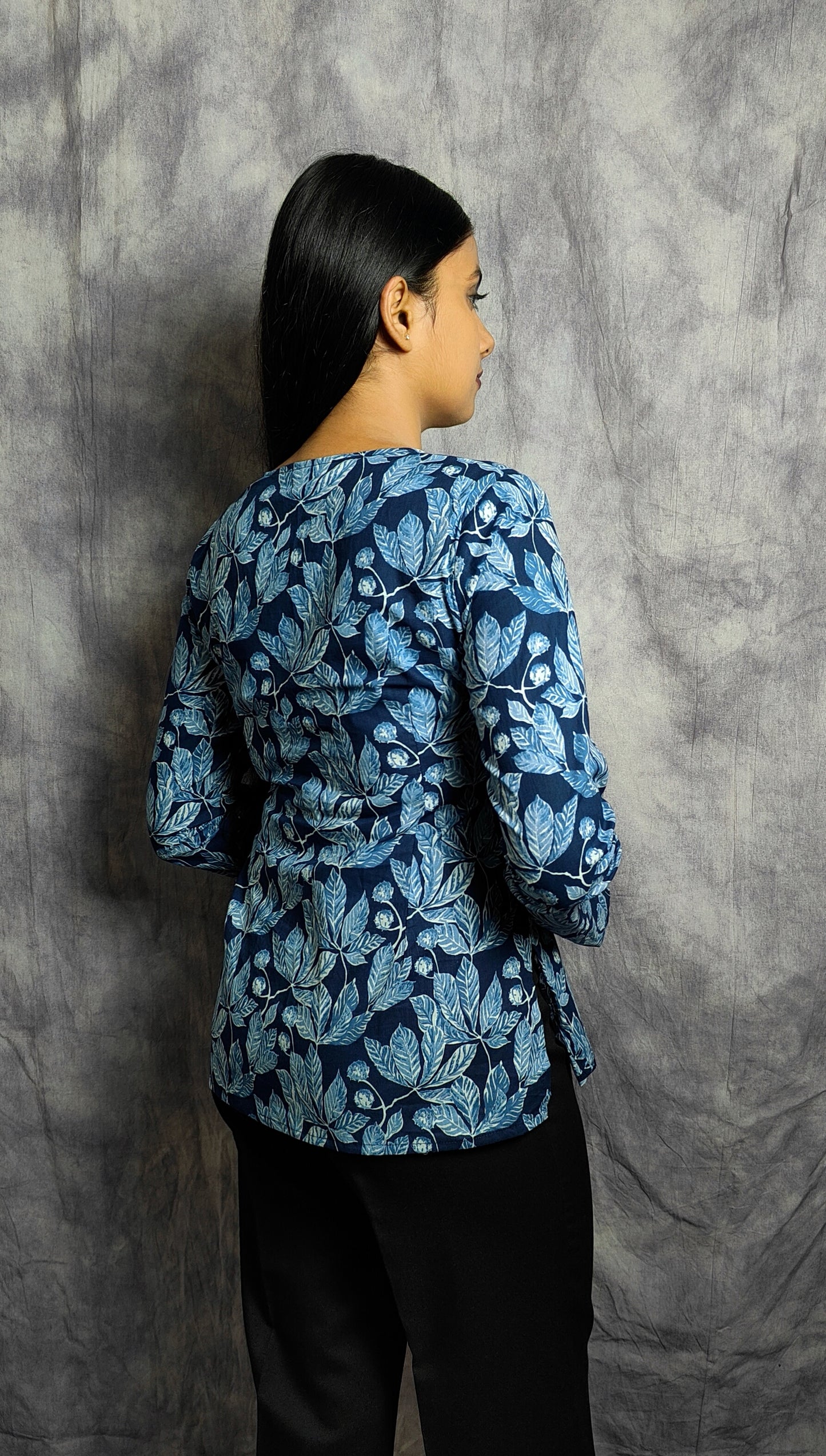 BLUVIA BELL SLEEVE KURTI