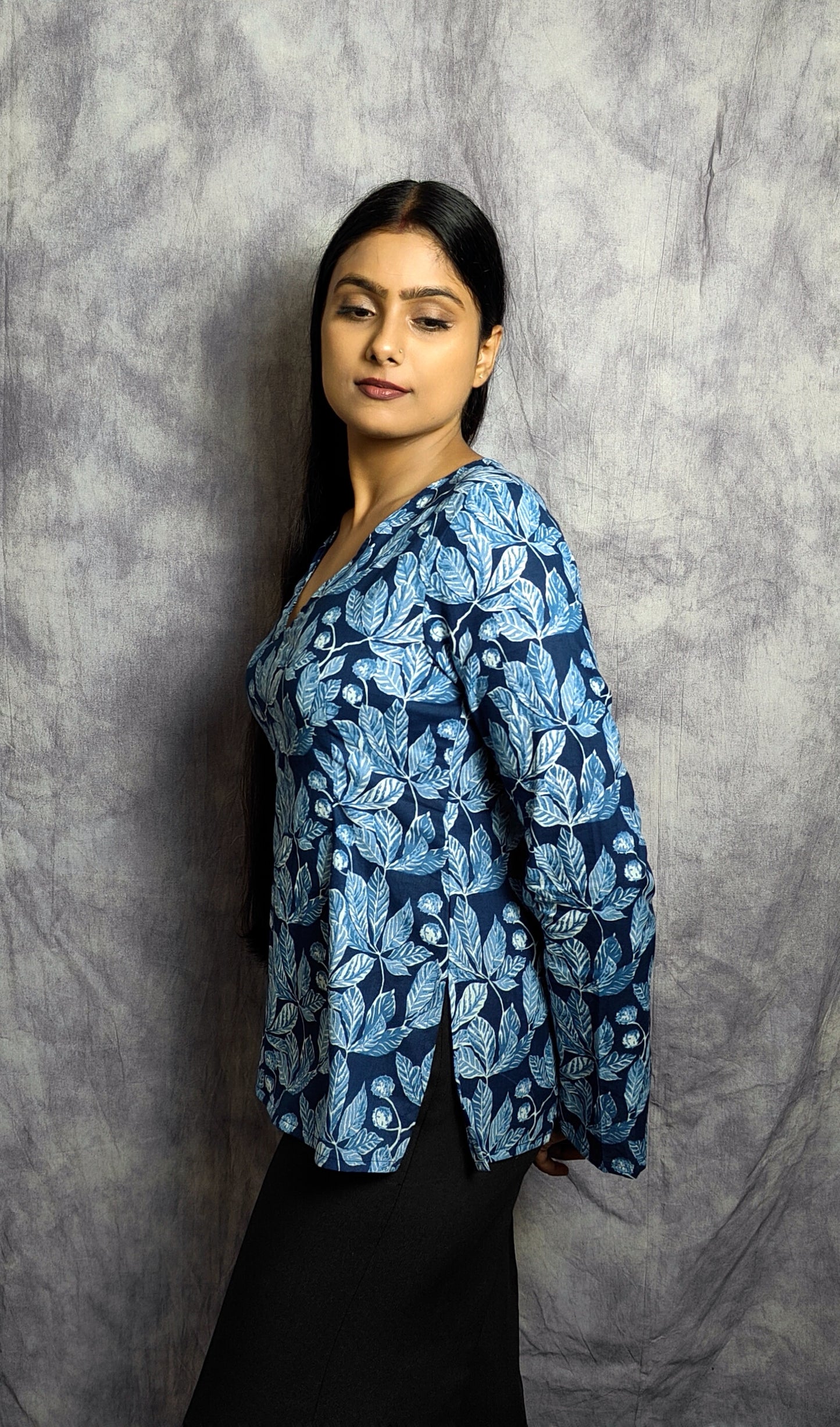 BLUVIA BELL SLEEVE KURTI