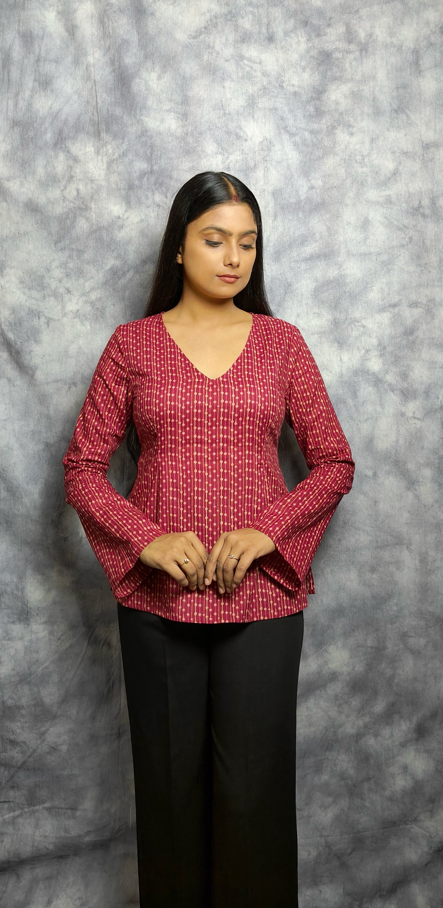 LUMORA BELL SLEEVE