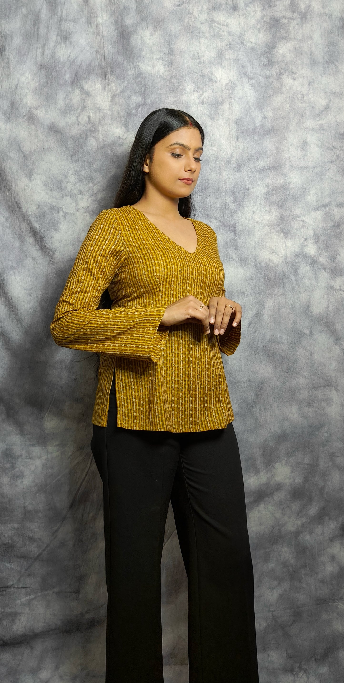 LINEA BELL SLEEVE